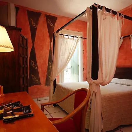 Venice Dori Hotel 3*
